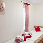 Posta Pensiune Baška